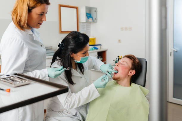 Best Emergency Tooth Extraction in St Peter, WI